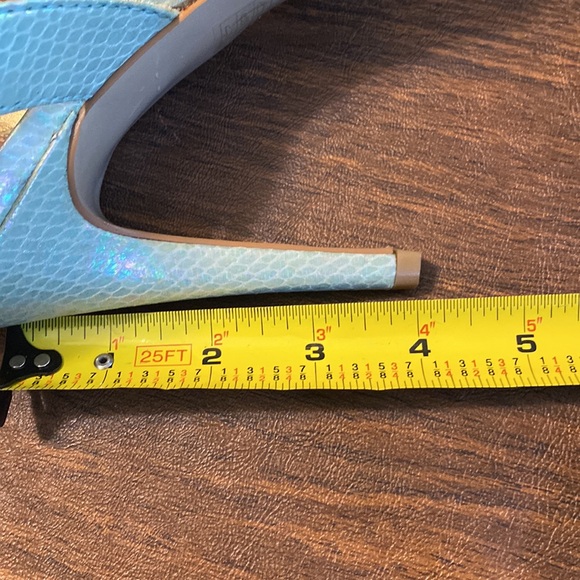 NEW Stunning Mint Strappy Heels, Iridescent, Size 7 1/2, by Audrey Brooke - Picture 6 of 10